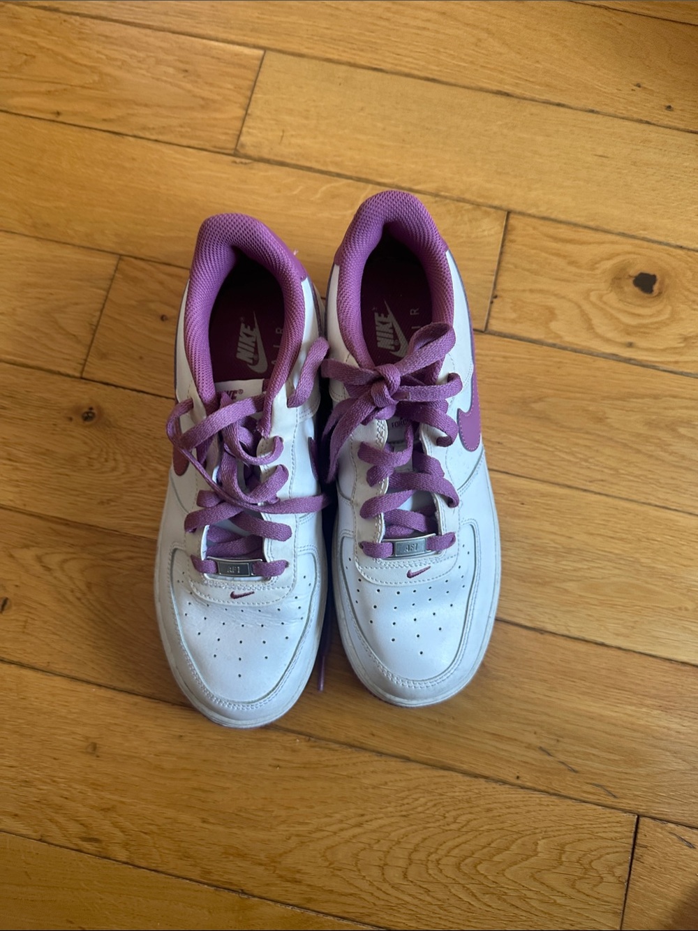 Nike White Sneakers with Purple Swoosh and Lining